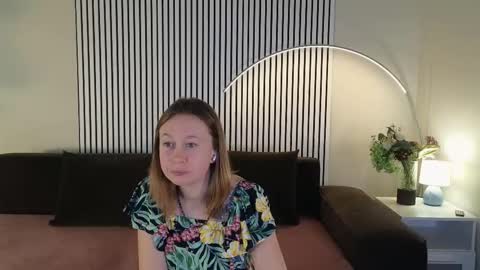 Brooke online show from 10/23/25, 09:02