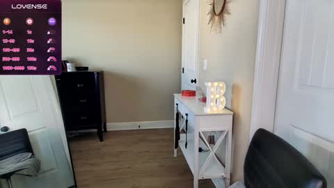 brookebee online show from 12/12/24, 09:04