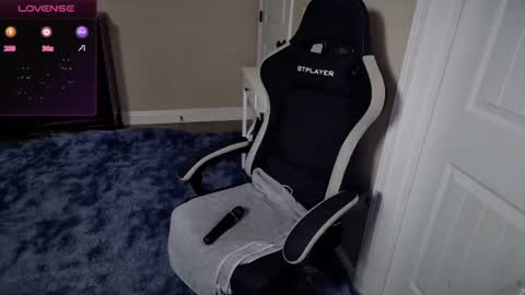 brookebee online show from 03/08/25, 12:33