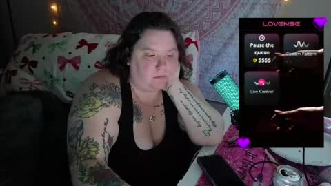Snapshot of brookenicole3 chatting on 04/27/26, 05:11 Madam Brooke online show from 04/27/26, 05:11