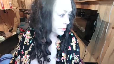 Snapshot of brookeride chatting on 09/23/25, 11:24 BrookeRide online show from 09/23/25, 11:24