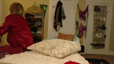 Snapshot of brookieslife chatting on 04/07/26, 02:12 brookieslife online show from 04/07/26, 02:12