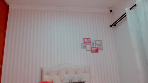 Brook Loves online show from 12/05/24, 04:09