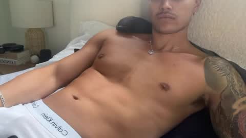 Snapshot of brooklyntay chatting on 03/23/26, 12:58 BrooklynTay online show from 03/23/26, 12:58