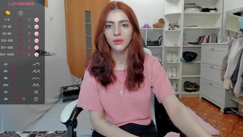 Snapshot of broosnica1 chatting on 05/15/26, 01:40 broosnica1 online show from 05/15/26, 01:40