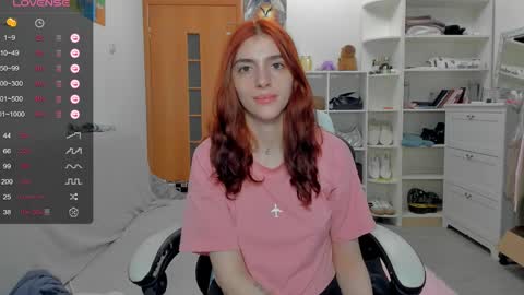 Snapshot of broosnica1 chatting on 06/03/26, 02:33 broosnica1 online show from 06/03/26, 02:33