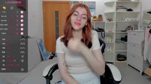 Snapshot of broosnica1 chatting on 06/30/26, 06:14 broosnica1 online show from 06/30/26, 06:14