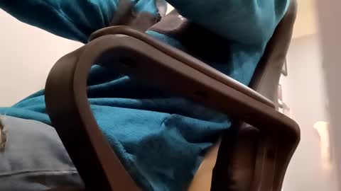 Snapshot of broski2002633810 chatting on 02/27/25, 04:53 broski2002633810 online show from 02/27/25, 04:53