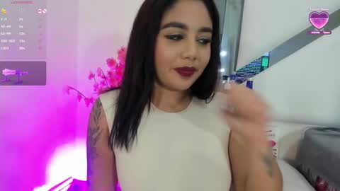 valentina online show from 12/05/24, 08:00