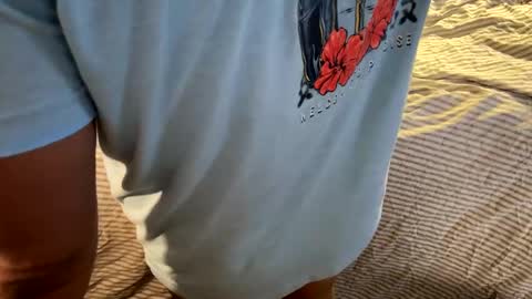 brownbootie1 online show from 09/30/25, 06:02