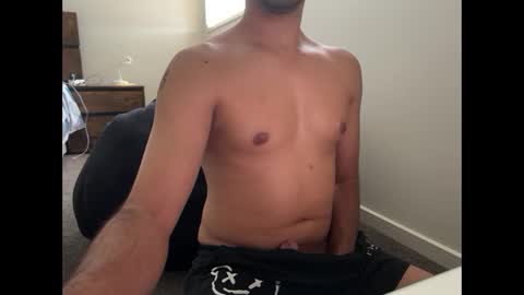 Snapshot of brownguydan chatting on 12/19/24, 01:28 Brownguydan online show from 12/19/24, 01:28