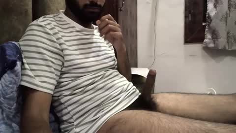 Snapshot of brownie_cake chatting on 04/08/26, 06:19 brownie_cake online show from 04/08/26, 06:19
