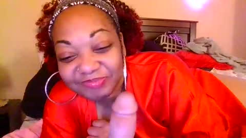 brownroundrenee online show from 02/14/25, 05:25