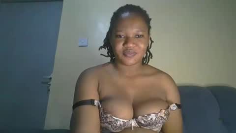 Snapshot of browny_kinky chatting on 12/21/24, 12:53 pitch online show from 12/21/24, 12:53