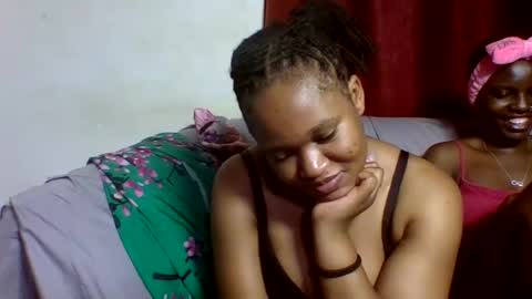 Snapshot of browny_kinky chatting on 01/28/25, 02:53 pitch online show from 01/28/25, 02:53