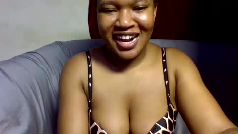 Snapshot of browny_kinky chatting on 02/10/25, 06:24 pitch online show from 02/10/25, 06:24