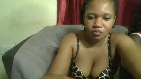 Snapshot of browny_kinky chatting on 02/19/25, 04:11 pitch online show from 02/19/25, 04:11