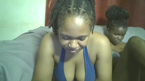 Snapshot of browny_kinky chatting on 02/22/25, 06:08 pitch online show from 02/22/25, 06:08