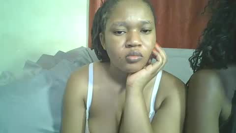 Snapshot of browny_kinky chatting on 02/24/25, 06:04 pitch online show from 02/24/25, 06:04