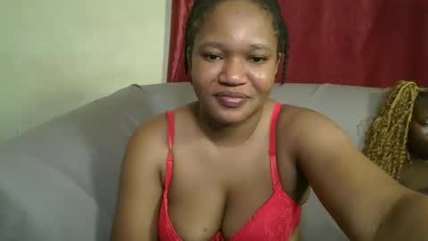 Snapshot of browny_kinky chatting on 02/25/25, 11:44 pitch online show from 02/25/25, 11:44