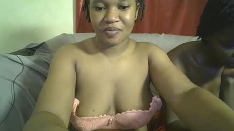 Snapshot of browny_kinky chatting on 02/27/25, 01:05 pitch online show from 02/27/25, 01:05