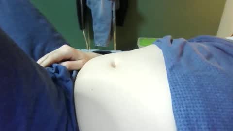 Snapshot of brtbrlss chatting on 12/16/25, 08:47 brtbrlss online show from 12/16/25, 08:47