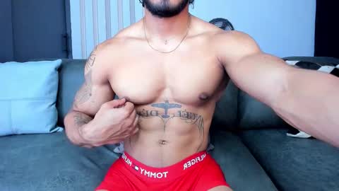 Snapshot of bruce_roldan chatting on 11/13/25, 05:56 bruce roldan online show from 11/13/25, 05:56