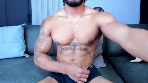 Snapshot of bruce_roldan chatting on 11/17/25, 11:54 bruce roldan online show from 11/17/25, 11:54