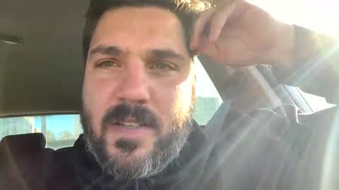 Snapshot of bruce_wayne34 chatting on 01/12/25, 03:14 Bruce Wayne online show from 01/12/25, 03:14