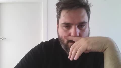 Snapshot of bruce_wayne34 chatting on 10/27/25, 10:41 Bruce Wayne online show from 10/27/25, 10:41