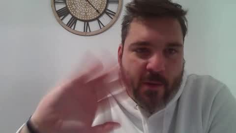 Snapshot of bruce_wayne34 chatting on 11/24/25, 09:20 Bruce Wayne online show from 11/24/25, 09:20