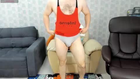 Bruce Wayne94 online show from 08/06/26, 11:34