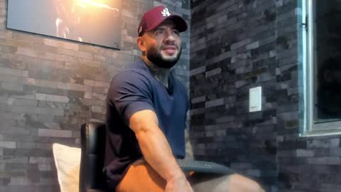 Snapshot of brucedallas chatting on 04/12/26, 01:32 brucedallas online show from 04/12/26, 01:32