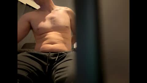 brucelogan80 online show from 10/31/25, 02:01