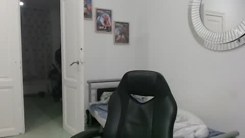 Bruce online show from 01/05/25, 07:17