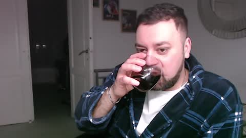 Bruce online show from 02/07/25, 06:24