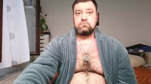 Bruce online show from 09/09/25, 06:07