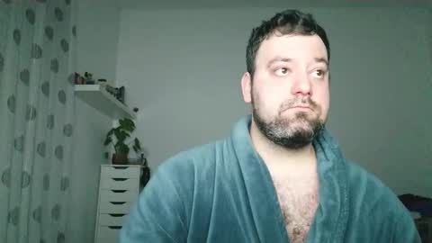 Bruce online show from 09/13/25, 07:46