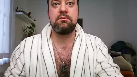 Bruce online show from 09/26/25, 03:38