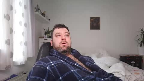 Bruce online show from 04/18/26, 05:55