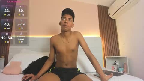 Luis online show from 09/10/25, 03:28