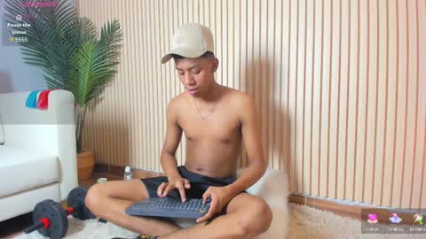 Luis online show from 09/26/25, 03:32