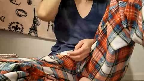 brunettedoll100 online show from 10/18/25, 08:04