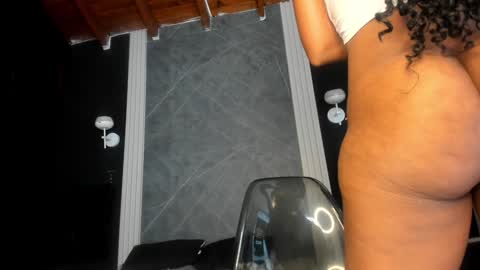 Snapshot of brunettesexyy0 chatting on 12/29/24, 03:03 brunette online show from 12/29/24, 03:03