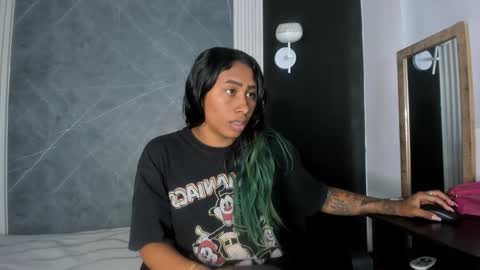 Snapshot of brunettesexyy0 chatting on 01/08/25, 07:45 brunette online show from 01/08/25, 07:45