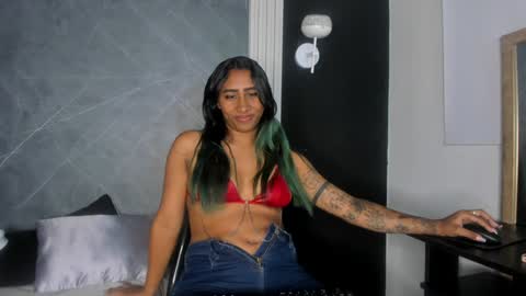 Snapshot of brunettesexyy0 chatting on 01/10/25, 02:14 brunette online show from 01/10/25, 02:14