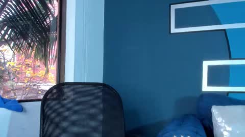 Snapshot of brunettesexyy0 chatting on 03/09/25, 05:17 brunette online show from 03/09/25, 05:17