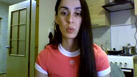 Ellis online show from 12/19/24, 02:24