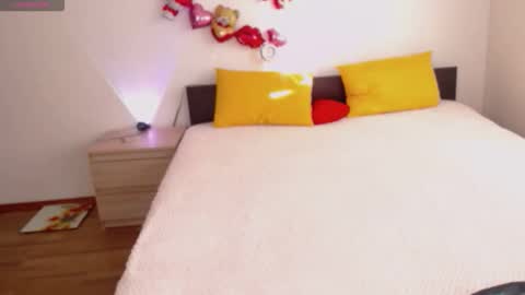 Ellis online show from 10/13/25, 05:07