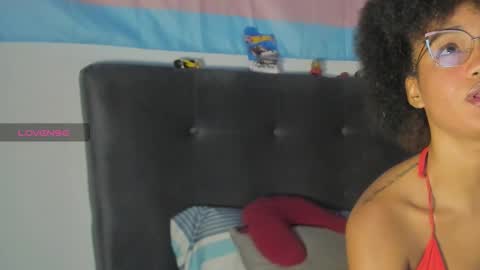 Snapshot of brunettjhelen chatting on 11/14/25, 10:51 brunettjhelen online show from 11/14/25, 10:51